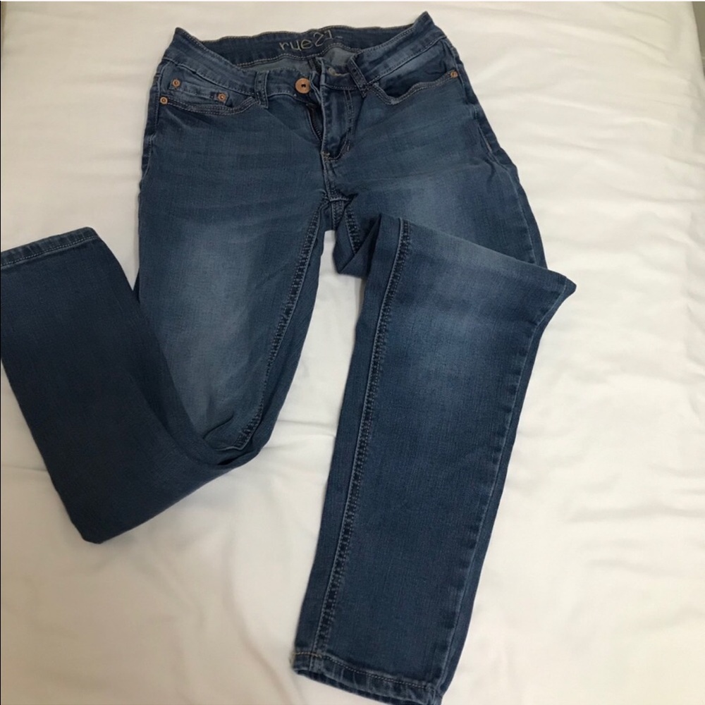 Mid rise skinny blue jean